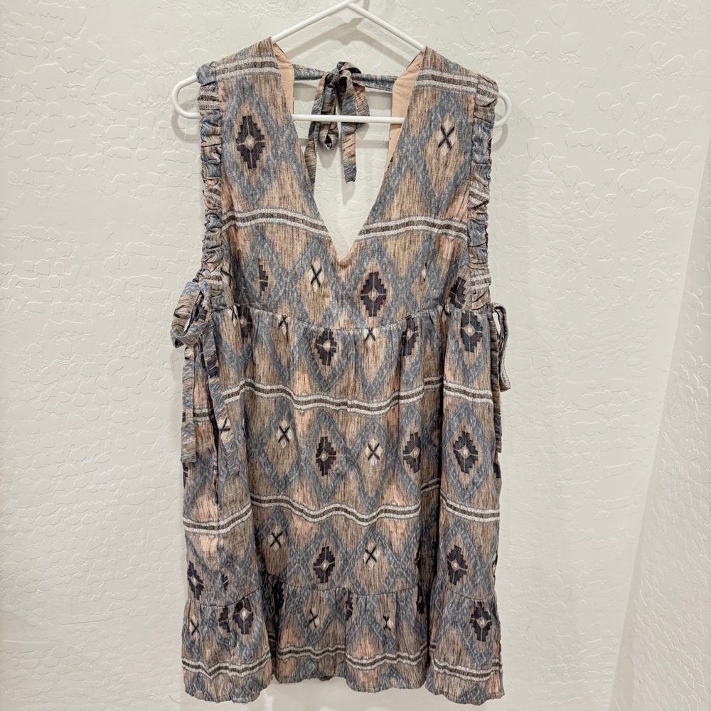 Cleo + Wolf Mini Dress Womens XL Tan Blue Southwestern Aztec Ruffle Sleeve Artsy